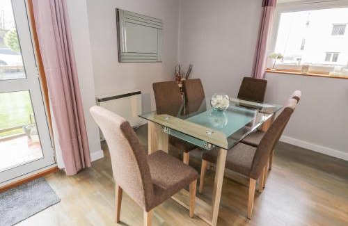 Largs Apartment | Cumbrae View