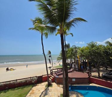 Cumbuco Apartment | Cumbuco Penthouse - Som do Mar - Pé Na Areia - Ar Condicionado, perto do centro, 2 dormitórios, piscina, cozinha