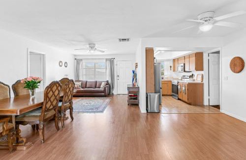 Clearwater House | Curly Sunshine Clearwater
