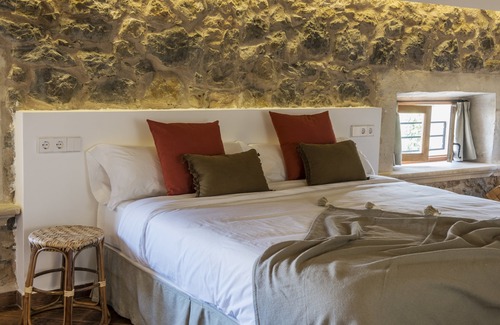 Maria de la Salut Bed & Breakfast | Curolla Petit Hotel