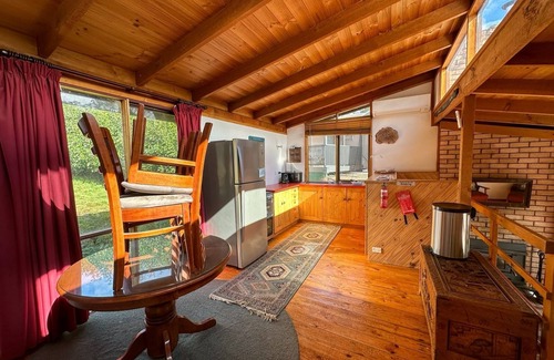 Anglers Reach Cottage | Currawong Cottage - Perfect Little Retreat - Lake Eucumbene - Anglers Reach.
