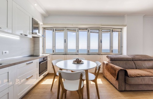Durres Apartment | Currila Seafront by PS