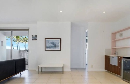 Currumbin House | Currumbin Beachfront with Pool - Summer Holiday Family Beach Home - Pet friendly