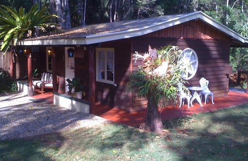 North Tamborine Cottage | Curtis Cottage