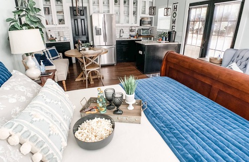 Mountainview House | Curtis Studio Guesthouse