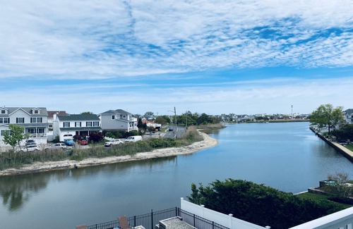 Point Pleasant Beach House | Custom Lakefront Beach House with HEATED POOL!