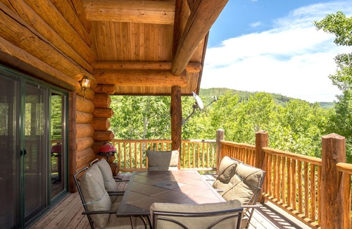 Basalt Cabin | Custom Log Cabin w/MTN views, wrap around decks, 10 Min. to Fishing & Reservoir