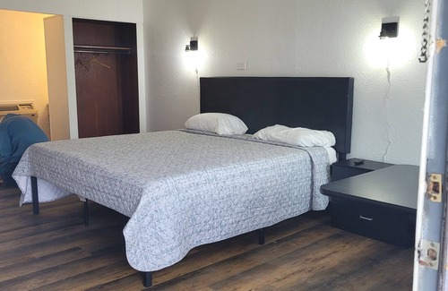 Thief River Falls Hotel | Custom Stay Thief River Falls