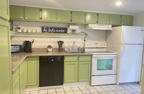 Marlyville - Fontainebleau House | Cute 2 Bedroom in Uptown NOLA