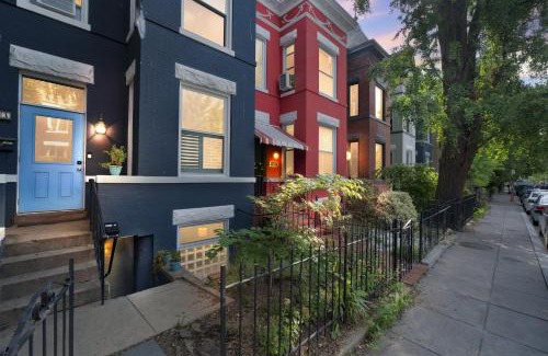 Columbia Heights House | Cute and Charming 1BR in Fantastic Location townhouse