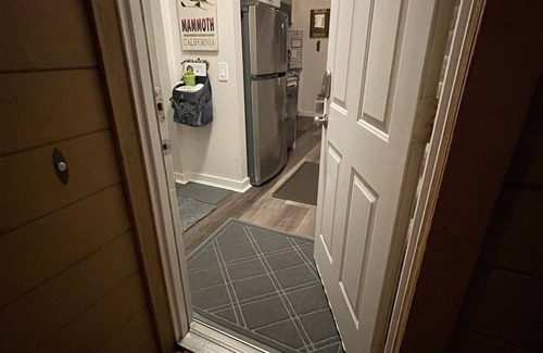 Mammoth Lakes Condo | Cute and Comfy Studio + Loft, 1.5 Baths