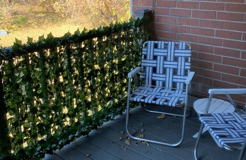 Chaska Condo | Cute and Cozy Chaska getaway! Great location and Pet friendly!