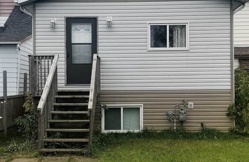 Thunder Bay House | Cute and Spacious Home | Ideal For Long Term Stays