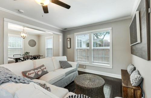 Waco Ski Chalet | Cute Barnette only 5mins-Silos, 7mins-Baylor