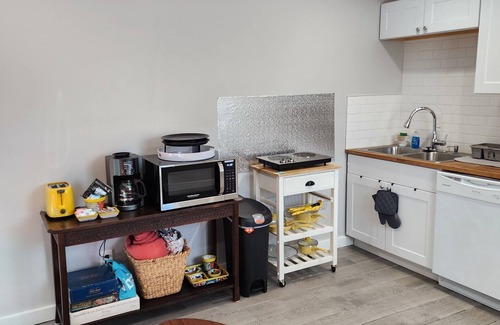 Story Cottage | Cute Casita Downtown Phoenix