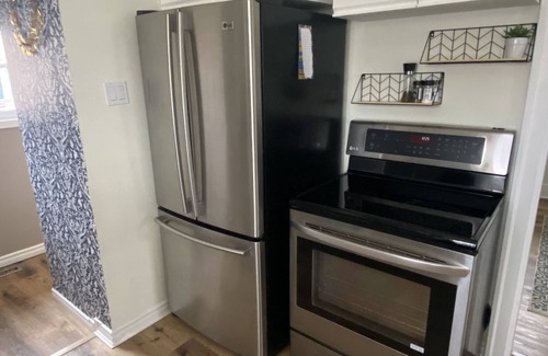 Kenora House | Cute centrally located house with a fenced in yard.