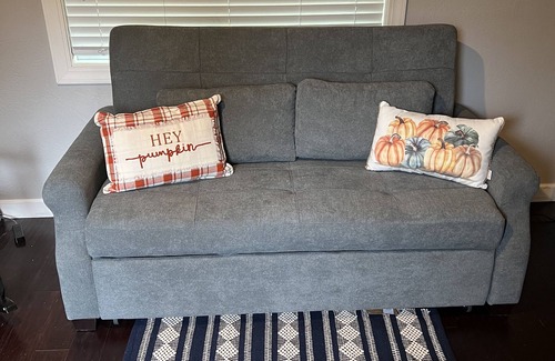 Neenah Cottage | Cute cottage in town!