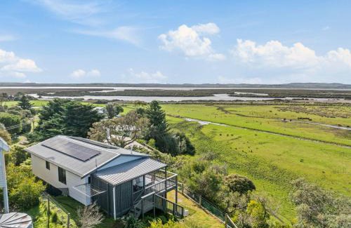 Venus Bay House | Cute Cottage with a View