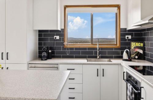 Venus Bay House | Cute Cottage with a View