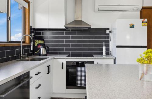 Venus Bay House | Cute Cottage with a View