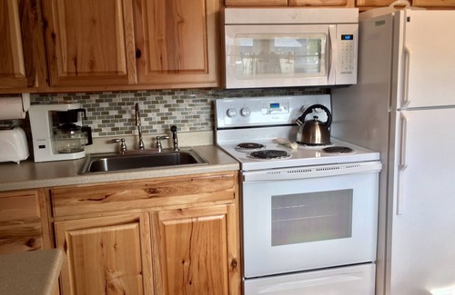 Hampton Cottage | Cute Cottage with Great Deck in Island Section of Hampton Beach!