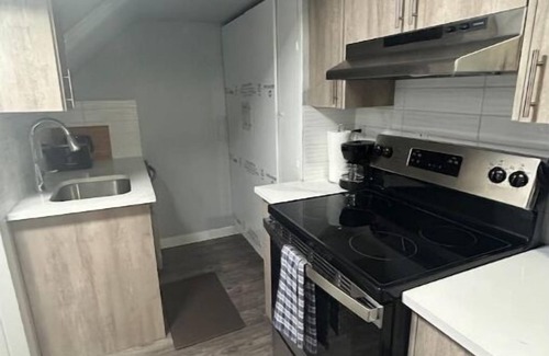 Highland Park House | Cute Highlandpark (Lower B Unit)