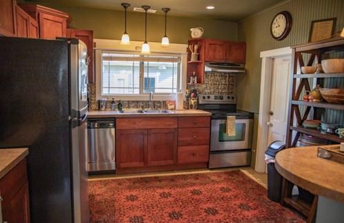 Red Lodge House | Cute home close to downtown with hot tub