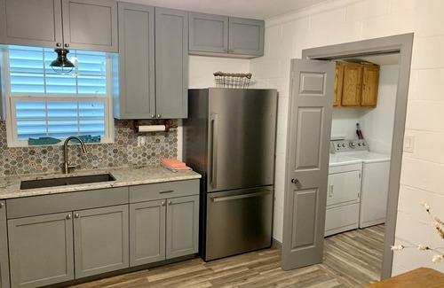 Port O Connor House | Cute little house within walking distance to food and the beach