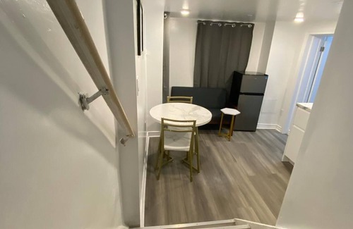 Fairbank Apartment | Cute Little Jr. 1Bdr Bsmt unit - Great location/Superclean