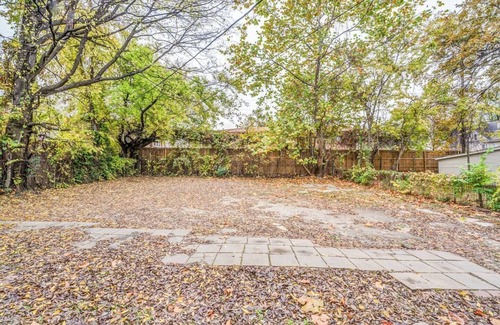 New Pathways Apartment | Cute Midtown Studio V5