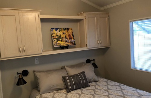 Tucson Resort | Cute park model home in Rincon Country West Resort 55+, near the pool
