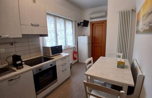 Cervia Apartment | CV008 - Cervia, renovated three-room apartment on the seafront