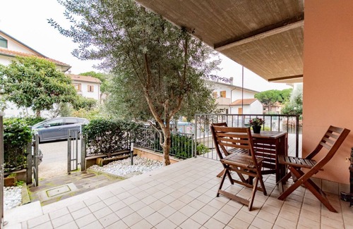 Cervia Apartment | CV012 – Cervia, cozy three-room apartment with garden