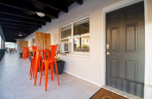 Clearwater Beach Apartment | CWB Retreats at Baymont Lofts - Loft B