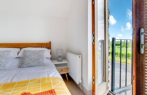 Malltraeth House | Cwt y Bugail in the beautiful Pentraeth