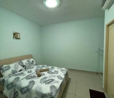 Penampang Apartment | Cybercity Ph1 near KKIA by Family Homestay