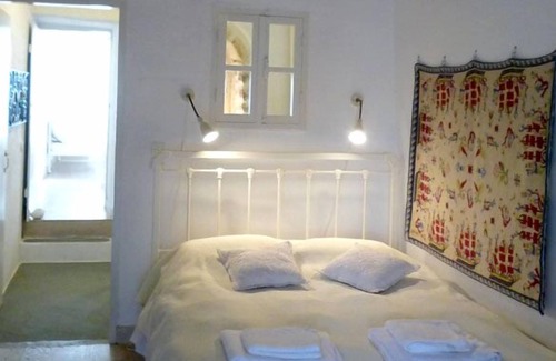 Psathi House | Cycladic Stone House In The Castle Of Kimolos