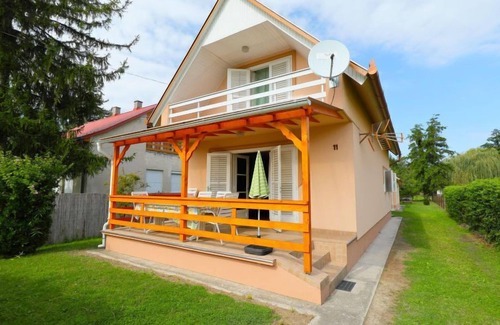 Balatonmariafurdo House | Cyklamen by Interhome