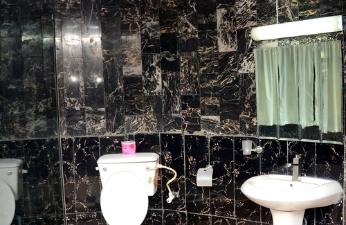 Oshodi-Isolo Hotel | Cynarisso Hotel Lagos