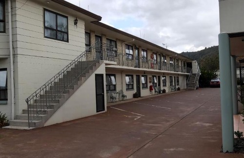 Whangarei Hotel | Cypress Court Motel