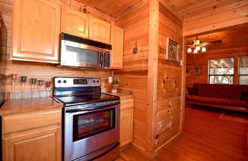 Utopia Cabin | Cypress Hollow Family Cabin