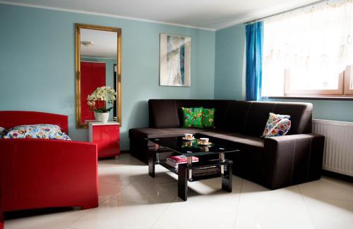 Uniejow House | Cztery Pory Roku