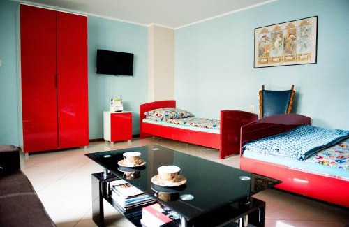 Uniejow House | Cztery Pory Roku