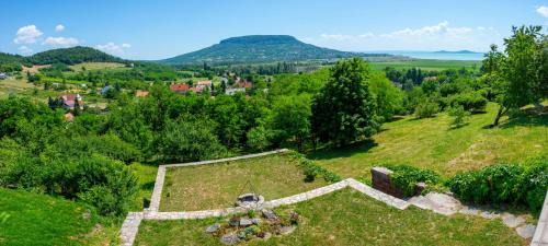 Szigliget House | Délibáb Vendégház