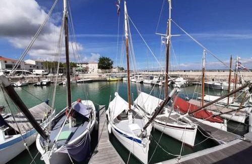 Saint-Martin-de-Re Apartment | Délicieux moment de détente au coeur de Saint Martin de Ré