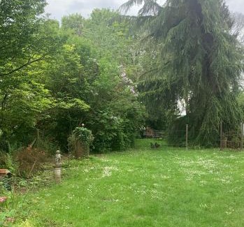 Franqueville-Saint-Pierre House | Dépendance dans le jardin