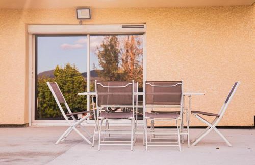 Champagneux Apartment | Dépendance chaleureuse et calme