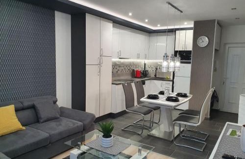 Sarvar Apartment | Dévai-LUX Apartman Sárvár