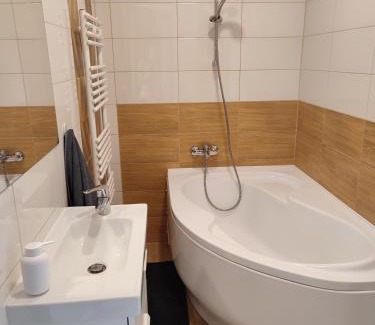 Sarvar Apartment | Dévai-LUX Apartman Sárvár
