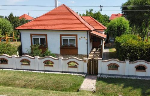 Bakonyszentlaszlo Apartment | Döre Vendégház